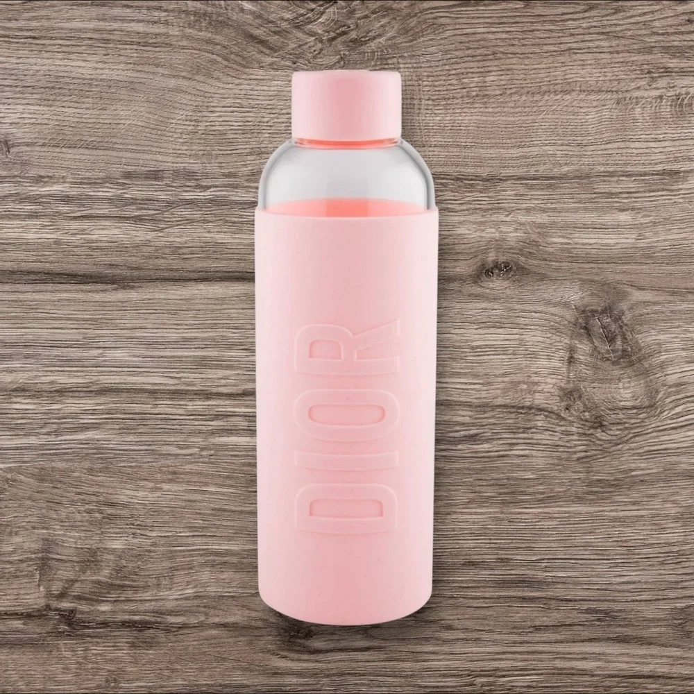 DIOR NIB LIMITED EDITION GLASS PINK WATER BOTTLE WITH REMOVABLE SILICONE COVER - Picture 2 of 4